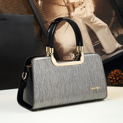 Premium Structured Leather Handbag ‒ Elegant Top-Handle Bag for Professionals