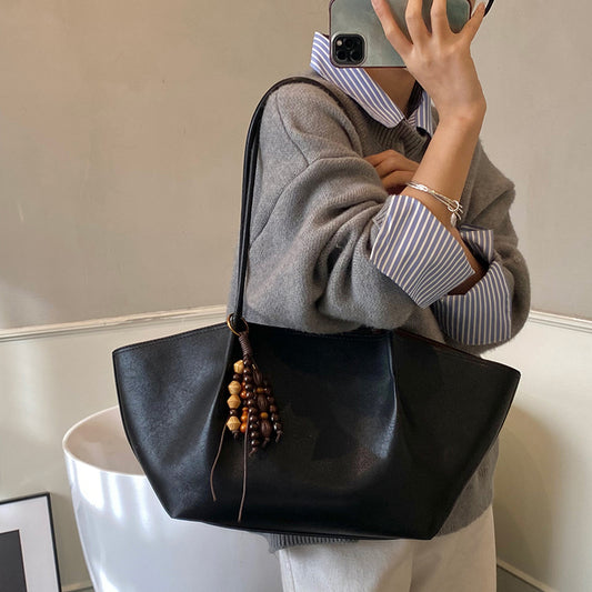 Casual Large Capacity  Shoulder Bag ‒ Spacious Retro  Travel Tote